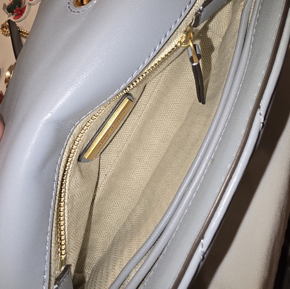 Tory Burch Kira Chevron Small Leather Shoulder Bag Rainwater Blue - Picture 7 of 16